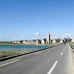 Haus Im Erdgeschoss In Strandnaehe By Interhome Casa de Férias Port-Bail-sur-Mer