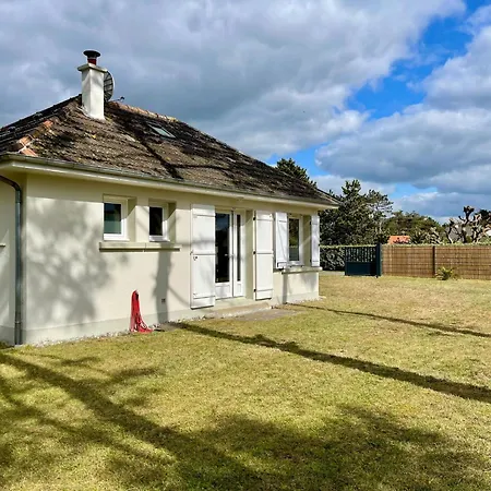 Haus Im Erdgeschoss In Strandnaehe By Interhome Feriehus Port-Bail-sur-Mer