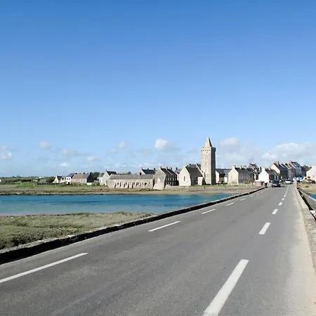Haus Im Erdgeschoss In Strandnaehe By Interhome Feriehus Port-Bail-sur-Mer