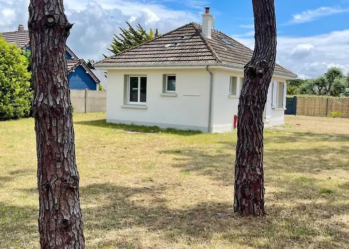 Holiday home Haus Im Erdgeschoss In Strandnaehe By Interhome